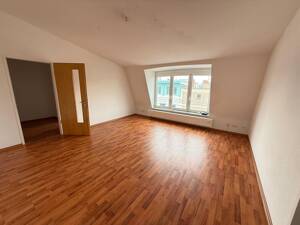 Urbaner Wohntraum: Zentrale 2-Zimmerwohnung zum Verlieben! – 39104 Magdeburg – Vorschaubild 2
