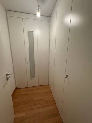 Moderne 2-Zimmer-Wohnung (BJ 2021) in TOP-Lage mit Balkon & Dachterrasse & Einbauküche – 93047 Regensburg – Vorschaubild 7