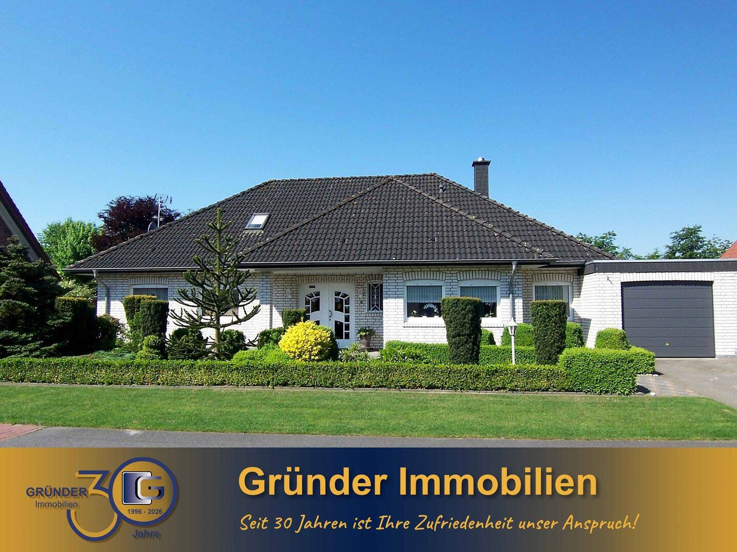Käufer Provisionsfrei! Top Wohnqualität in ruhiger Lage - Winkelwalmdachbungalow mit Charme