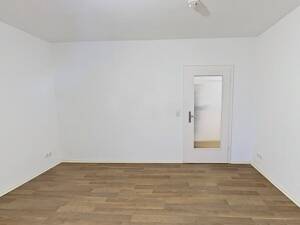Geräumige 3-Zimmer-Wohnung mit BALKON und Tageslichtbad – 33649 Bielefeld – Vorschaubild 3
