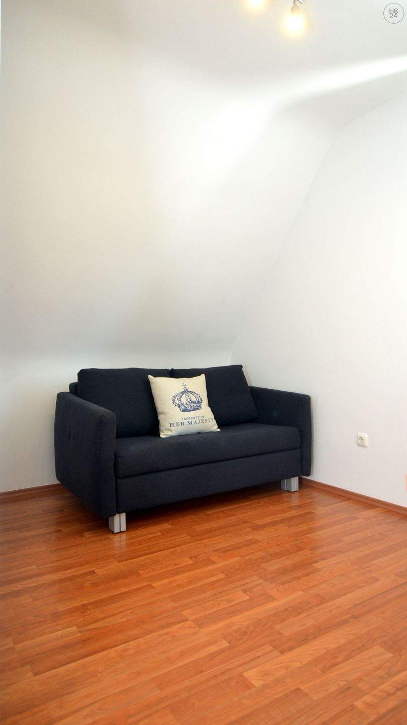 Geschmackvoll möblierte, hochwertig ausgestattete 3-Zimmer-Wohnung mit Internet, Garage in Thon – Nürnberg – Vorschaubild 9