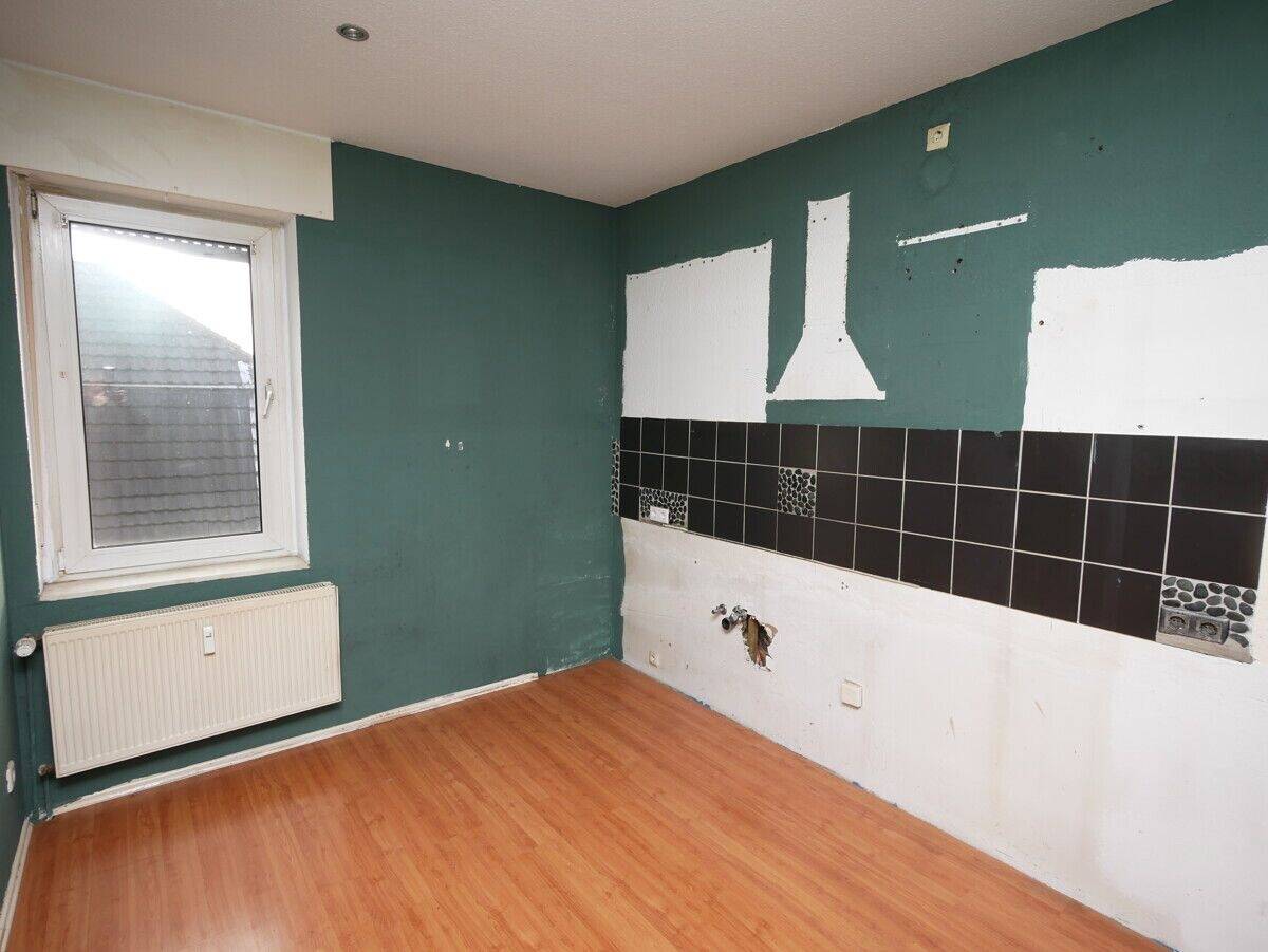 Gepflegte, sehr geräumige und effizient geschnittene 3,5-Raum-Maisonette mit Balkon – Gelsenkirchen – Vorschaubild 4