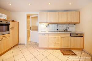 14050 HomeCompany Dresden Möbliert/Furnished Hübsches 3-Zimmer Apartment am Weißen Hirsch mit Gartennutzung max. 3 Personen – 1324 Dresden – Vorschaubild 7