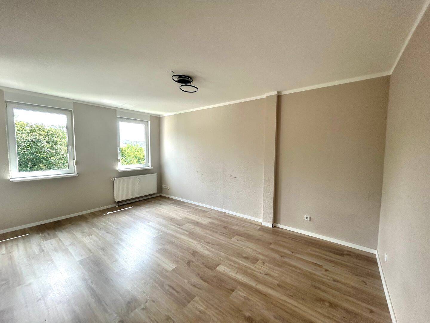 ***Wohnen auf zwei Ebenen - Stilvolle 3-Raum-Maisonettewohnung mit Aufzug, Balkon und Einbauküche*** – Chemnitz – Vorschaubild 8