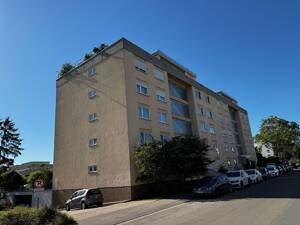 1 Zimmer Appartement - 1.OG, mit Einzelgarage