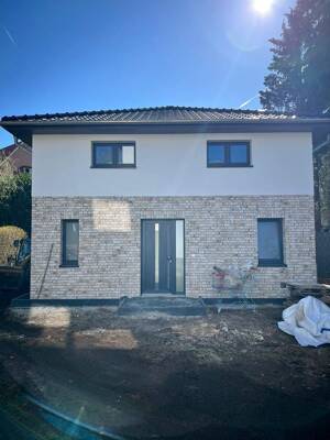 Moderne Stadtvilla mit 121 m² Wohnfläche in HH-TONNDORF. Bezugsfertig