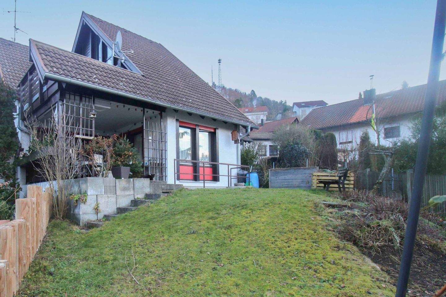 Gestaltungspotenzial: Realisieren Sie selbst das Zuhause Ihrer Träume in Albstadt-Pfeffingen – Albstadt – Bild 1 von 9