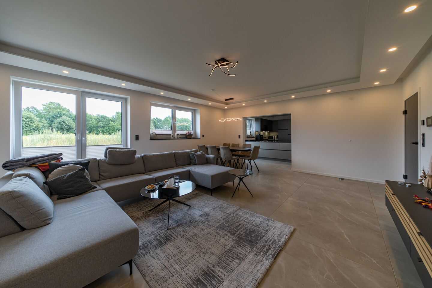 Exklusive Stadtvilla mit Dachterrasse, hochwertiger Designausstattung und modernster Energietechnik – Sulingen – Vorschaubild 7