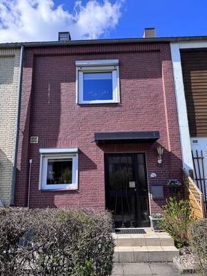 Modernisiertes, vermietetes Reihenhaus mit Garten und Vollkeller – 23570 Lübeck – Vorschaubild 3