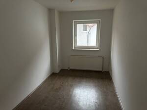 Maisonette 4 ZKB Wohnung mit kleinen Wintergarten auf jeder Etage für drei Jahre in Kassel Forstfeld – 34123 Kassel – Vorschaubild 5