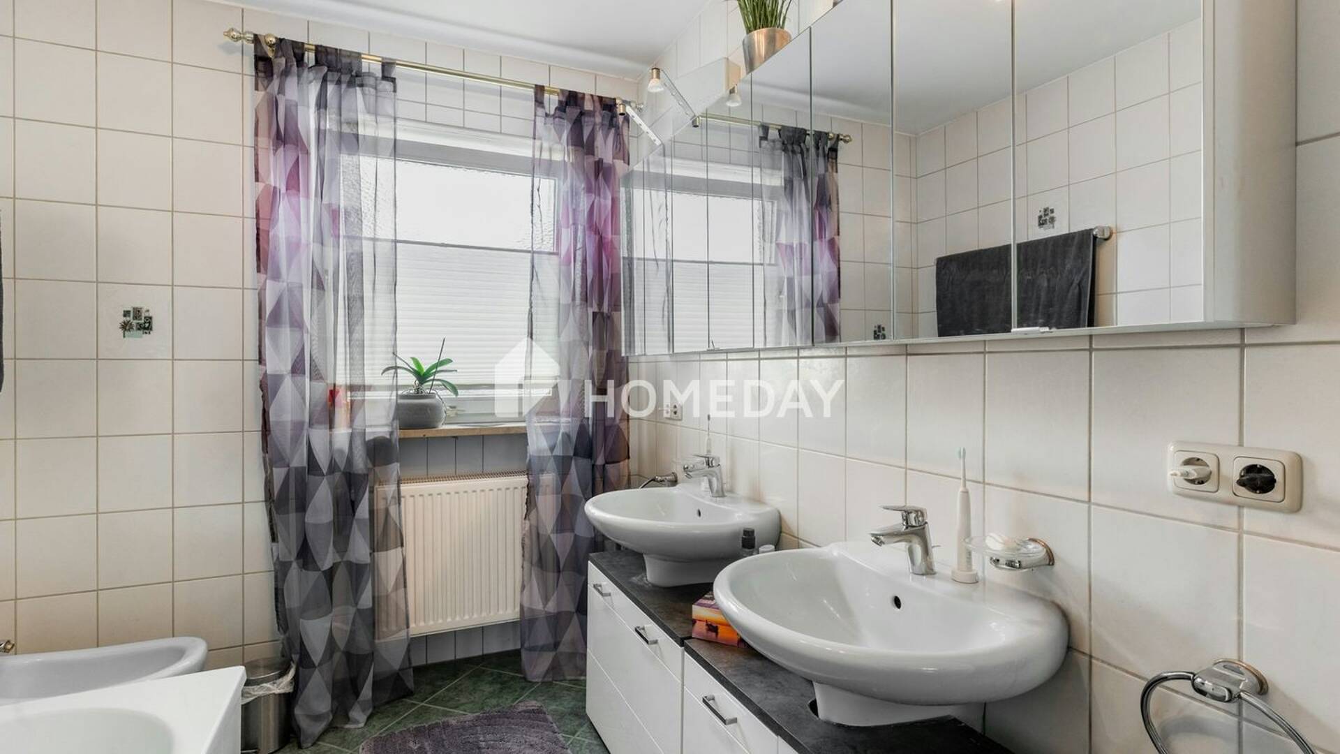 Haus in 93128 Regenstauf mit 215 m² kaufen