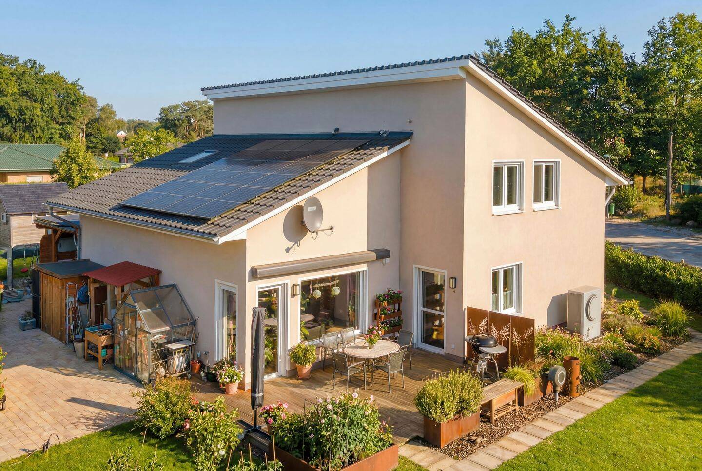 Mit Luftwärmepumpe, Fußbodenheizung, Smart Home usw.: Energieeffizientes Pultdach-Haus in Rehfelde – Rehfelde – Vorschaubild 2