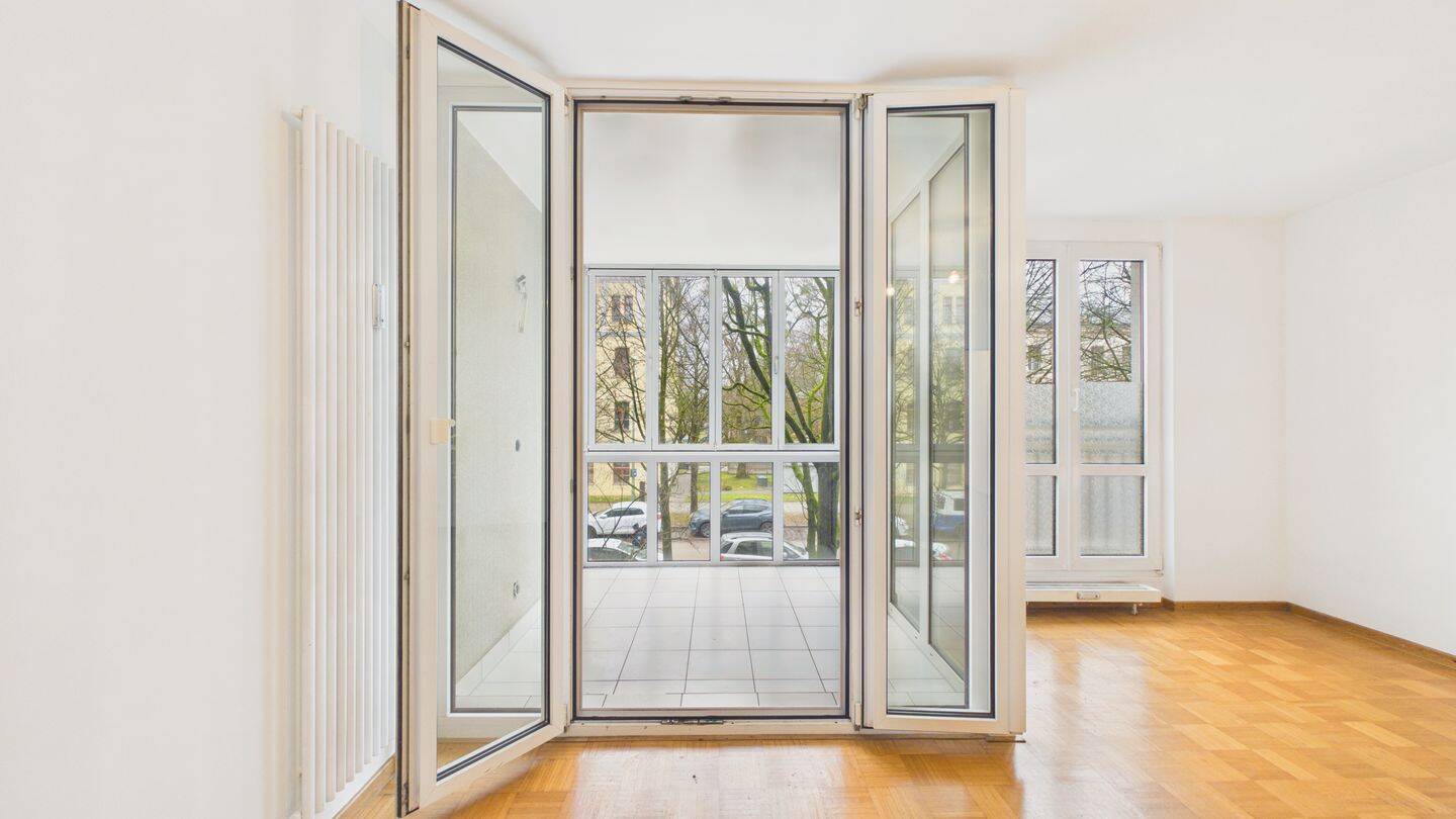 HEGERICH: Gemütliche 2-Zimmer-Wohnung mit Blick ins Grüne in Top-Lage nahe Olympiapark – München – Vorschaubild 4