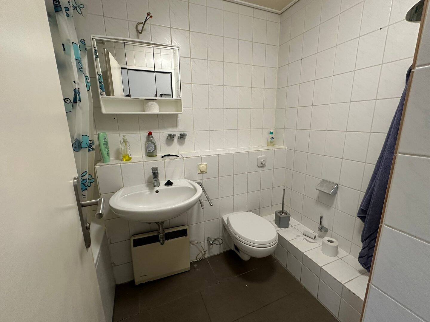 Zwei-Zimmer-Wohnung mit Abstellraum, grünem Innenhof und flexibler Übergabe – Leipzig – Vorschaubild 4