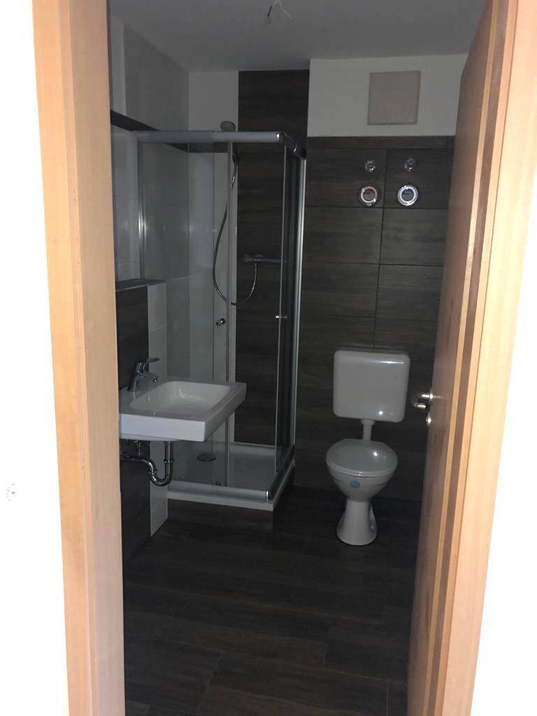 1 Raum -Studenten Appartment mit Terrasse- – Chemnitz – Vorschaubild 5