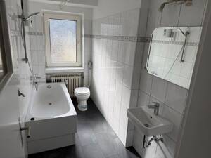 Eigennutzung oder Investment! Modernisiertes Apartment mit kleinem Balkon in zentraler Wohnlage! – 45130 Essen – Vorschaubild 6