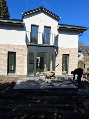 Moderne Stadtvilla mit 121 m² Wohnfläche in HH-TONNDORF. Bezugsfertig – 22045 Hamburg – Vorschaubild 3