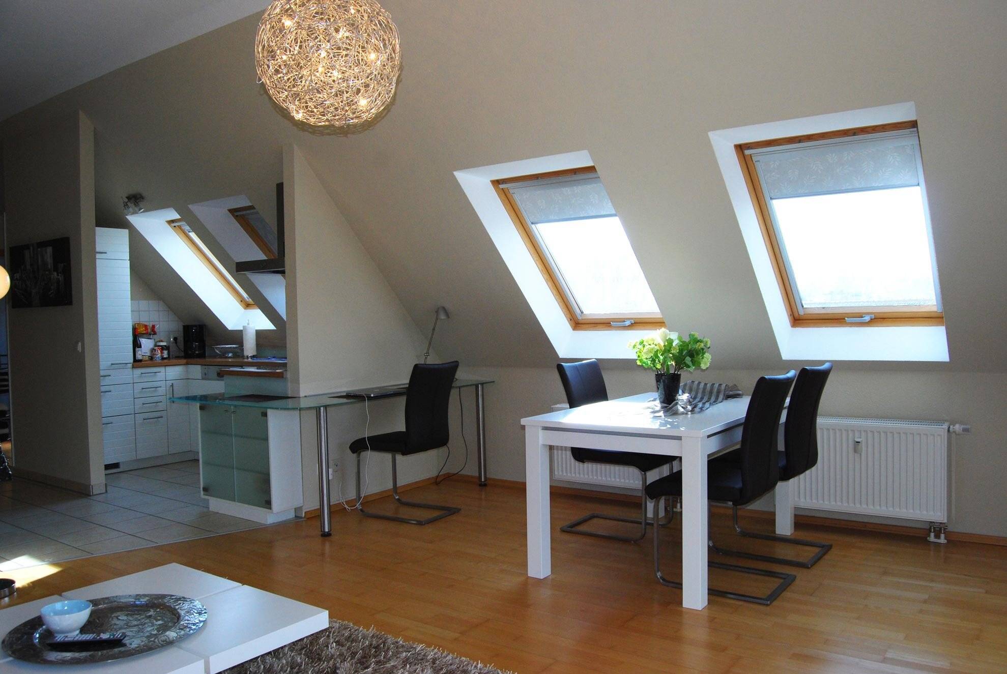 Möbilierte Luxus-Penthousewohnung***** m. 20 qm Südloggia, Tiefgarage (Miete einschl. aller NK!) – Solingen – Vorschaubild 3