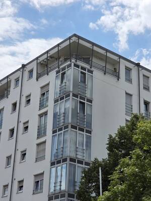 Traumhafte, lichtdurchflutete 2- Zimmer- Wohnung in Haunstetten – 86179 Augsburg – Vorschaubild 1