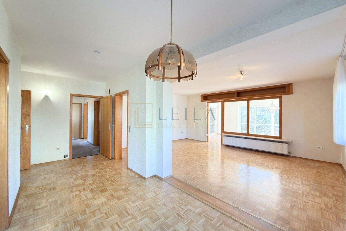 Familientraum mit Potenzial: 222 m² Wohnfläche, großes Grundstück, ruhige Lage! – Wolfsburg – Vorschaubild 2