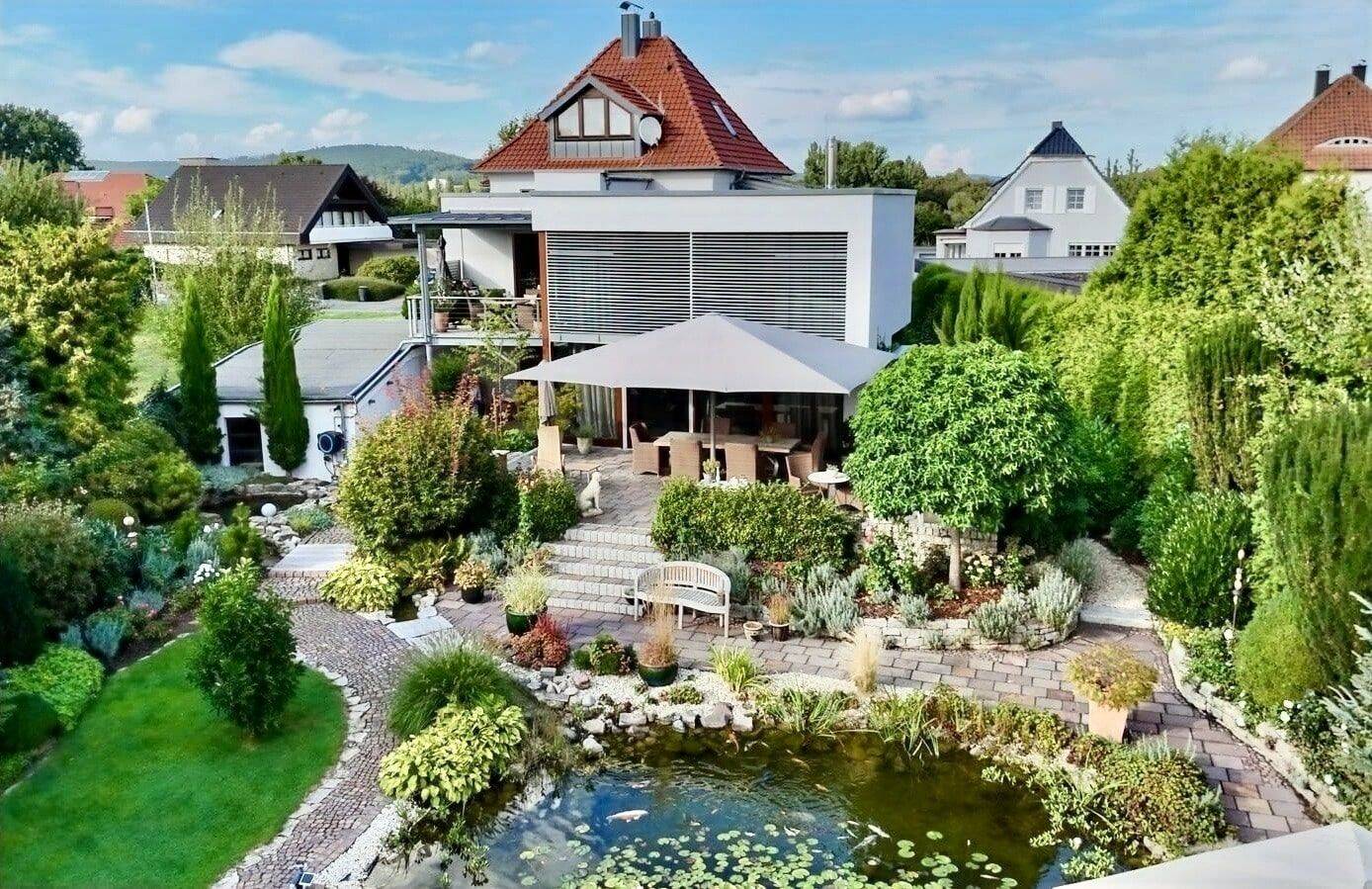 Bad Salzuflen - Gepflegtes Understatement kombiniert mit modernem Luxus – Bad Salzuflen – Bild 1 von 9