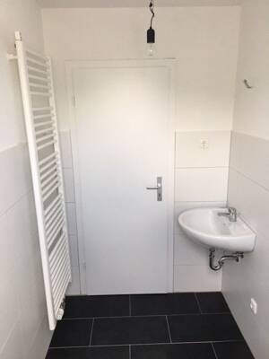 *** Gemütliche, DG-Wohnung in Schlossparknähe *** – 45355 Essen – Vorschaubild 5
