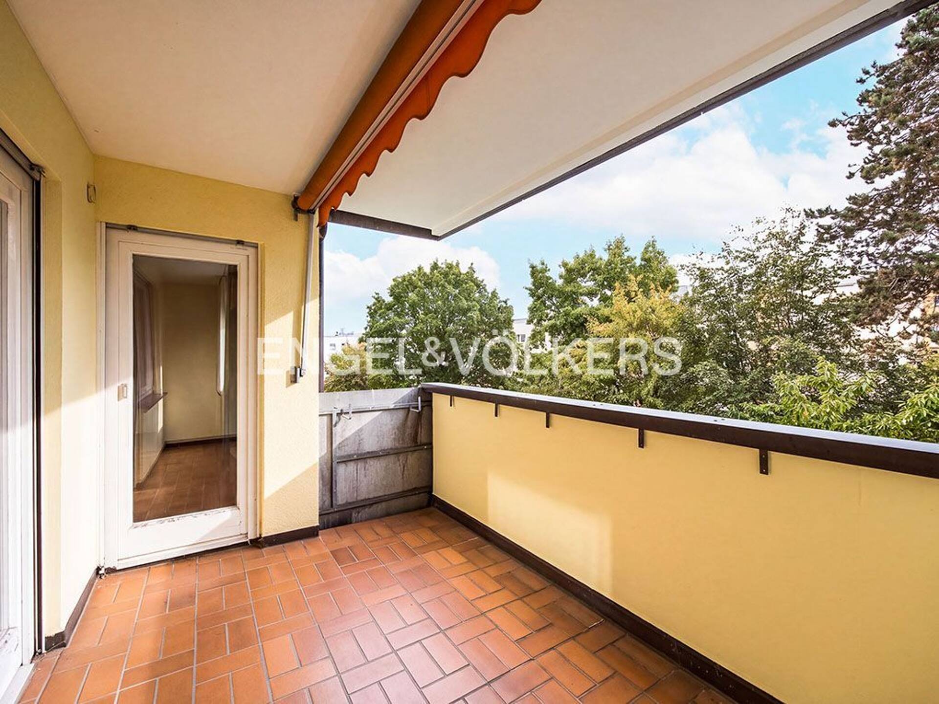 Etagenwohnung in 91054 Erlangen mit 79 m² kaufen