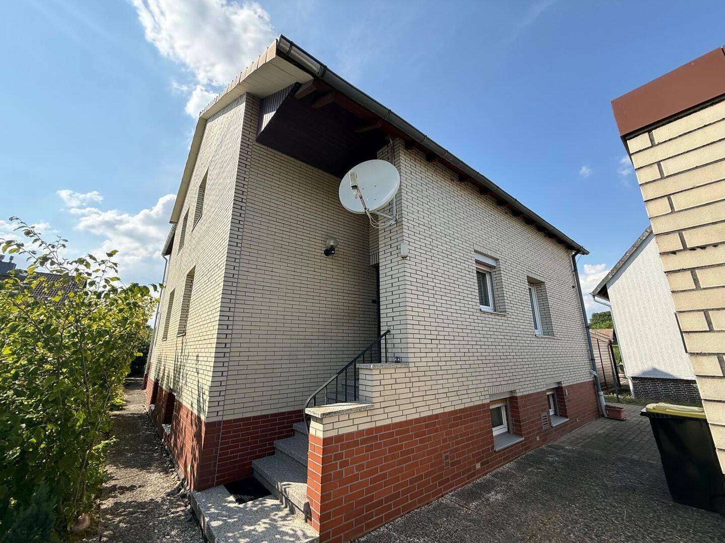 1-Familienhaus mit 4 Garagen – Salzgitter – Vorschaubild 5