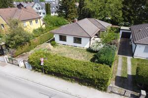 Attraktives Einfamilienhaus mit modernem, offenem Grundriss, Ost- und Westgarten und viel Potenzial – 81249 München – Vorschaubild 2