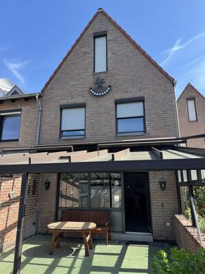 Ideales Familienhaus in ruhiger Wohnlage mit großem Platzangebot, Garage und Carport – 50765 Köln – Vorschaubild 4
