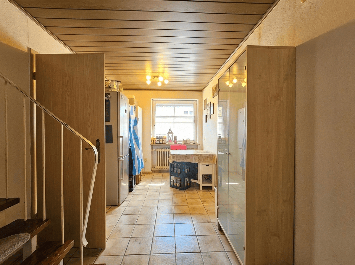 Familienhaus mit großem Garten in ruhiger Lage von Ingolstadt-Haunwöhr | 4 Schlafzimmer | Garage – Ingolstadt – Vorschaubild 7