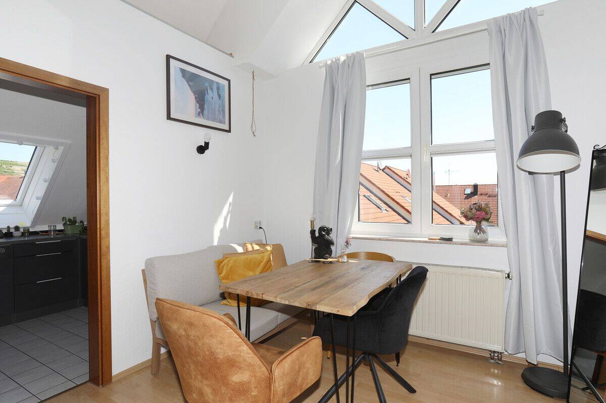 Helle 2 Zimmer-Maisonette-Wohnung für Singles oder Paare – Kirchheim am Neckar – Vorschaubild 5