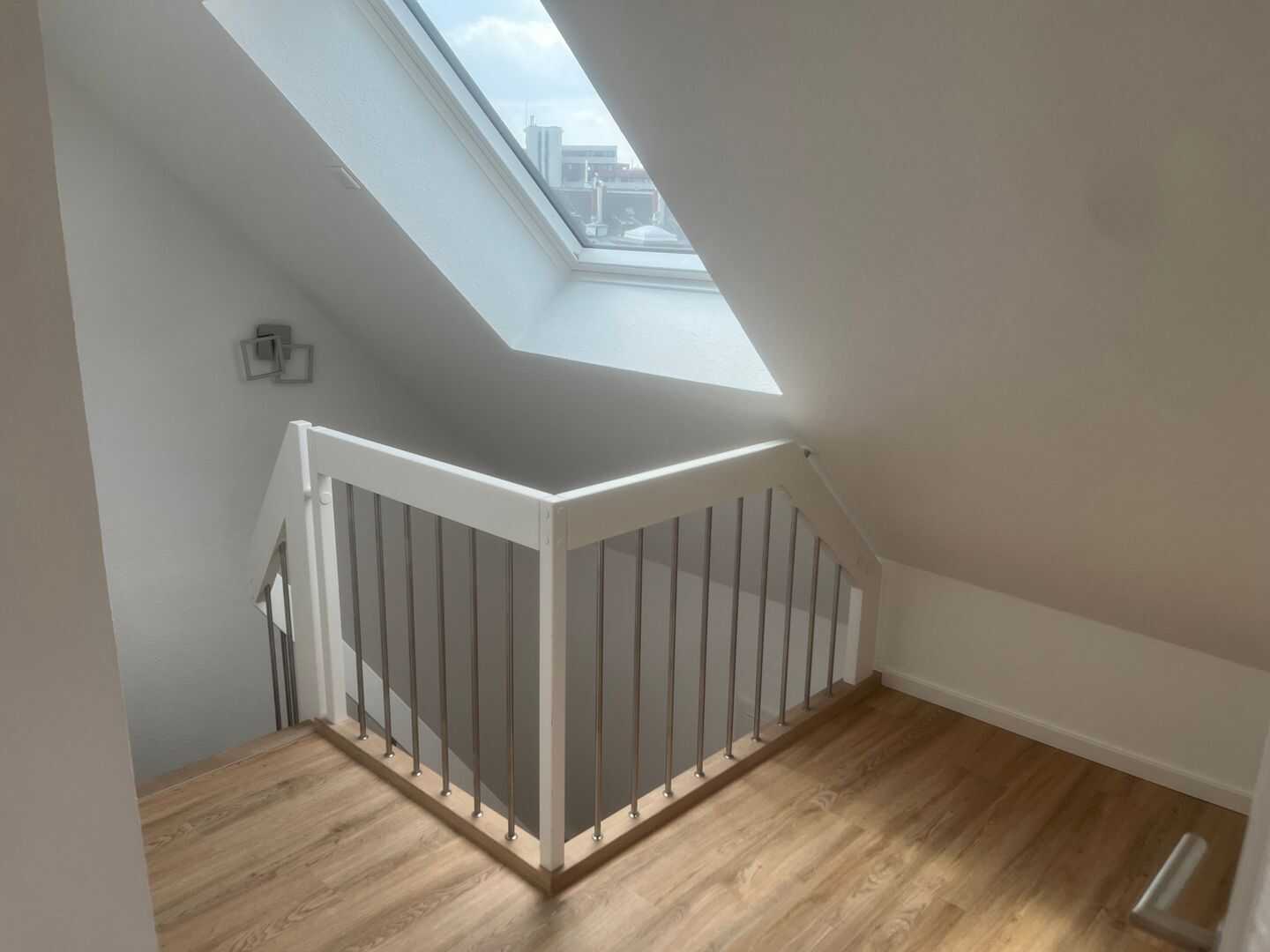 Düsseldorf-Derendorf,Ratherstrasse 28 3 Zimmer,Diele,offene Küche,Bad,G-WC,Terrasse – Düsseldorf – Vorschaubild 2
