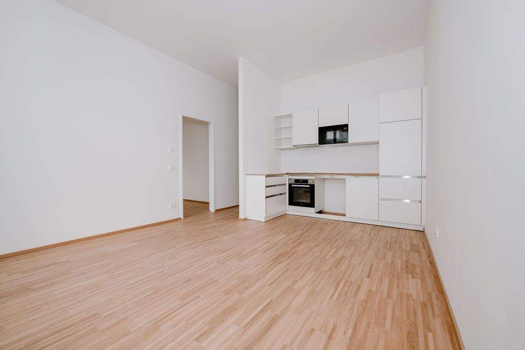 2-Zimmer-Wohnung mit EBK und Balkon! – München – Bild 1 von 7