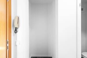 Einziehen, wohlfühlen und Regensburg genießen! 4-Zimmer-Eigentumswohnung frisch renoviert – 93059 Regensburg – Vorschaubild 3