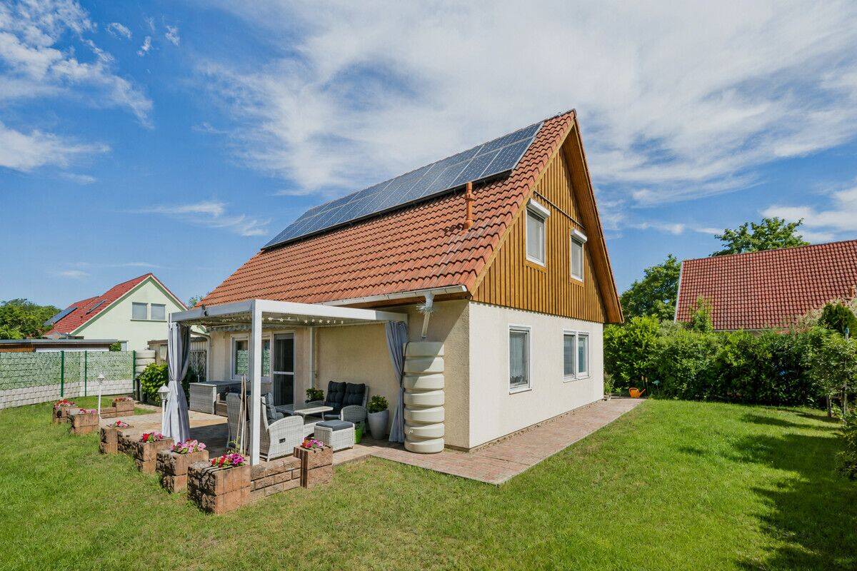 Provisionsfrei - Familienfreundliches Haus mit großer Küche, Südwest-Terrasse und Doppelgarage