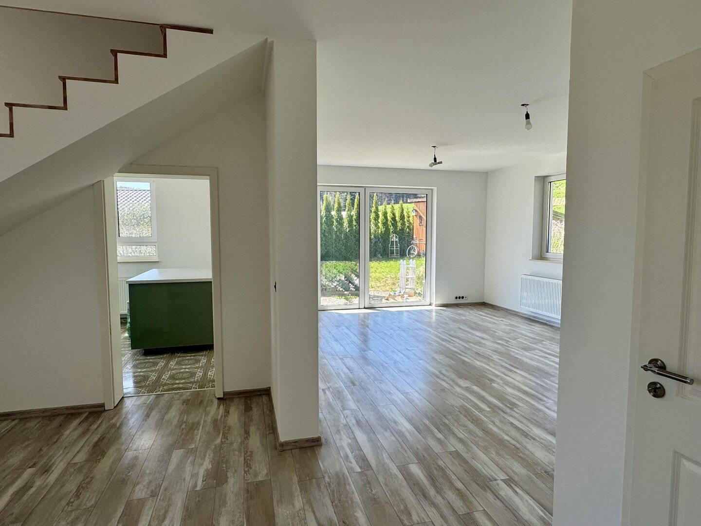 Modernes Einfamilienhaus in Ronsberg - Baujahr 2018, Massivbau, 818 m² Grundstück – Ronsberg – Vorschaubild 5