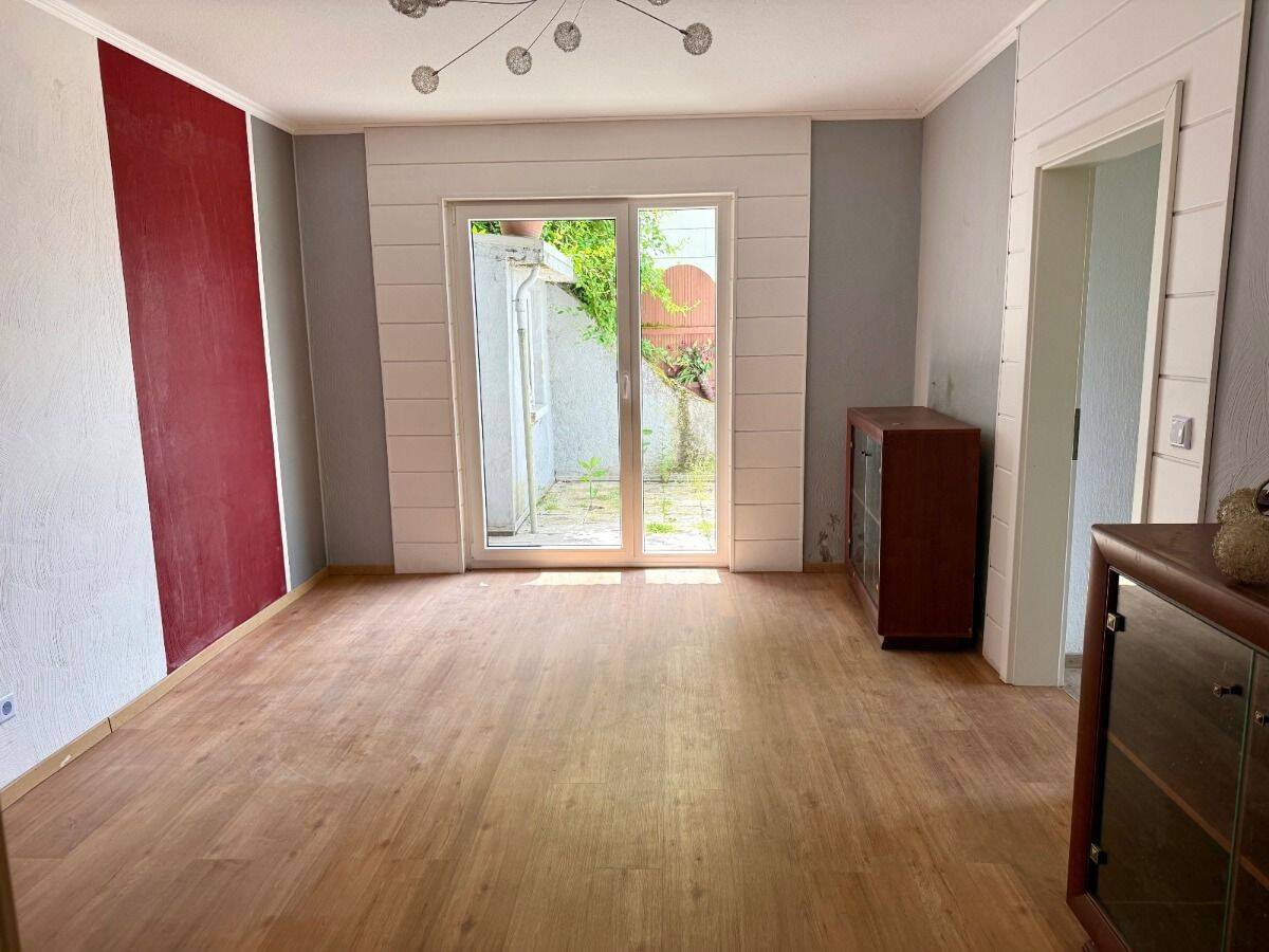 Familienidylle in ruhiger Sackgasse - Wohnen mit Weitblick und Wellness – Idar-Oberstein – Vorschaubild 6