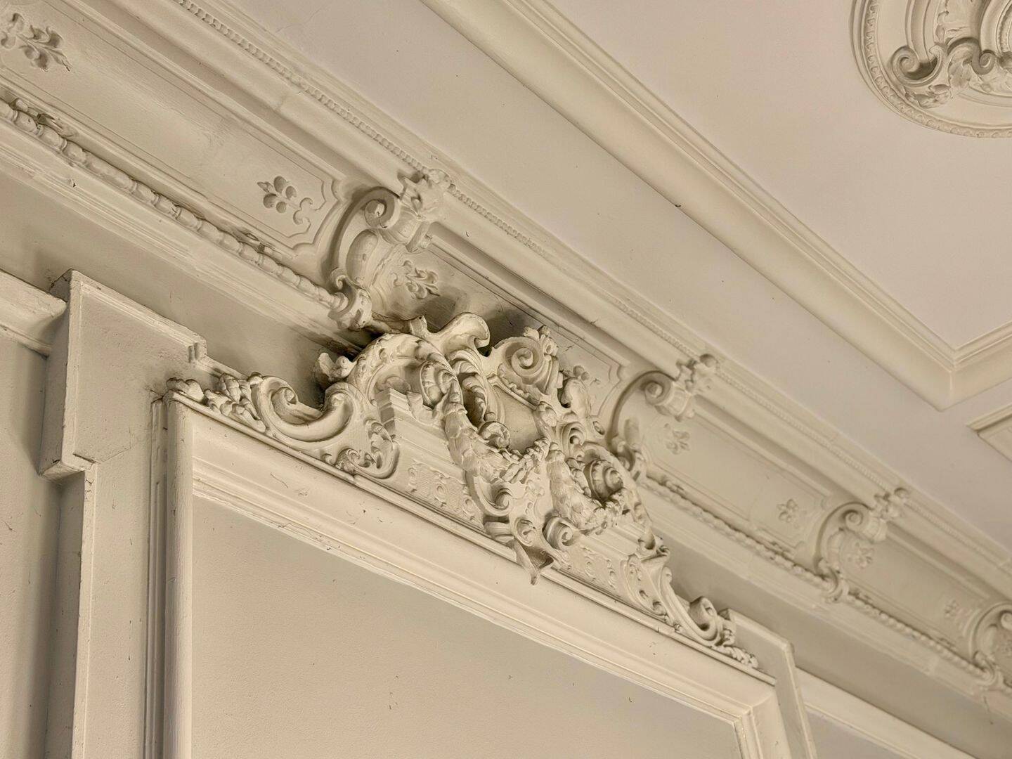 Großzügige Altbauwohnung mit historischem Charme in Berlin Schöneberg – Berlin – Vorschaubild 4