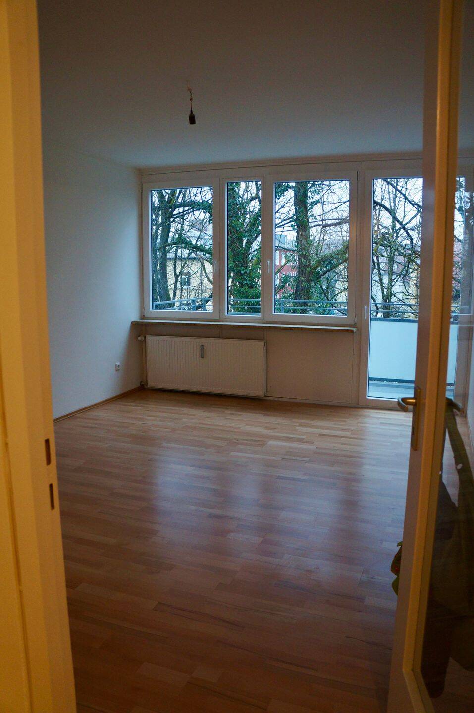 Direkt an der Isar: Toll geschnittene 2 Zimmer Wohnung – München – Vorschaubild 6