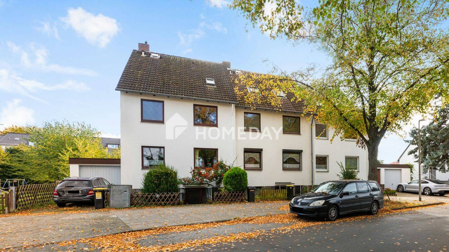 Großzügiges Reihenendhaus mit Südbalkon, Terrasse & Garage in ruhiger Lage – Hannover – Bild 1 von 9