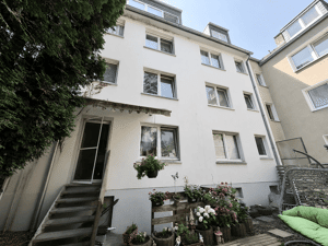 Solides Mehrfamilienhaus mit 7 Wohnungen, 347 m² Wohnfläche und Modernisierungen in Essen-Altendorf – 45143 Essen – Vorschaubild 2