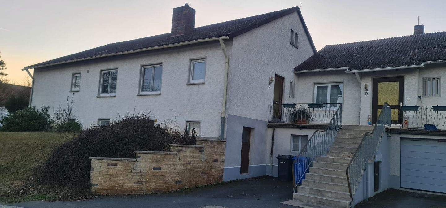 Doppelhaushälfte als Bungalow mit 5 Zimmer und 140m² Wohnfläche zu vermieten! – Mainleus – Vorschaubild 5