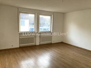 ++ verkehrsgünstige Lage nähe Neckar ++ 6 Stellplätze/Garagen ++ Gartenanteil +++ – 70378 Stuttgart – Vorschaubild 9