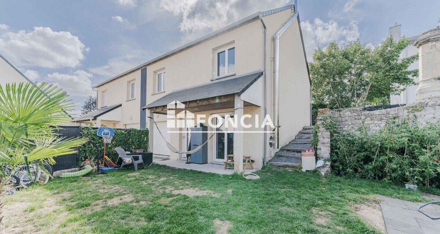 Maison 5 pièces 111 m² · à Amboise · 111 m² · 274 400 €