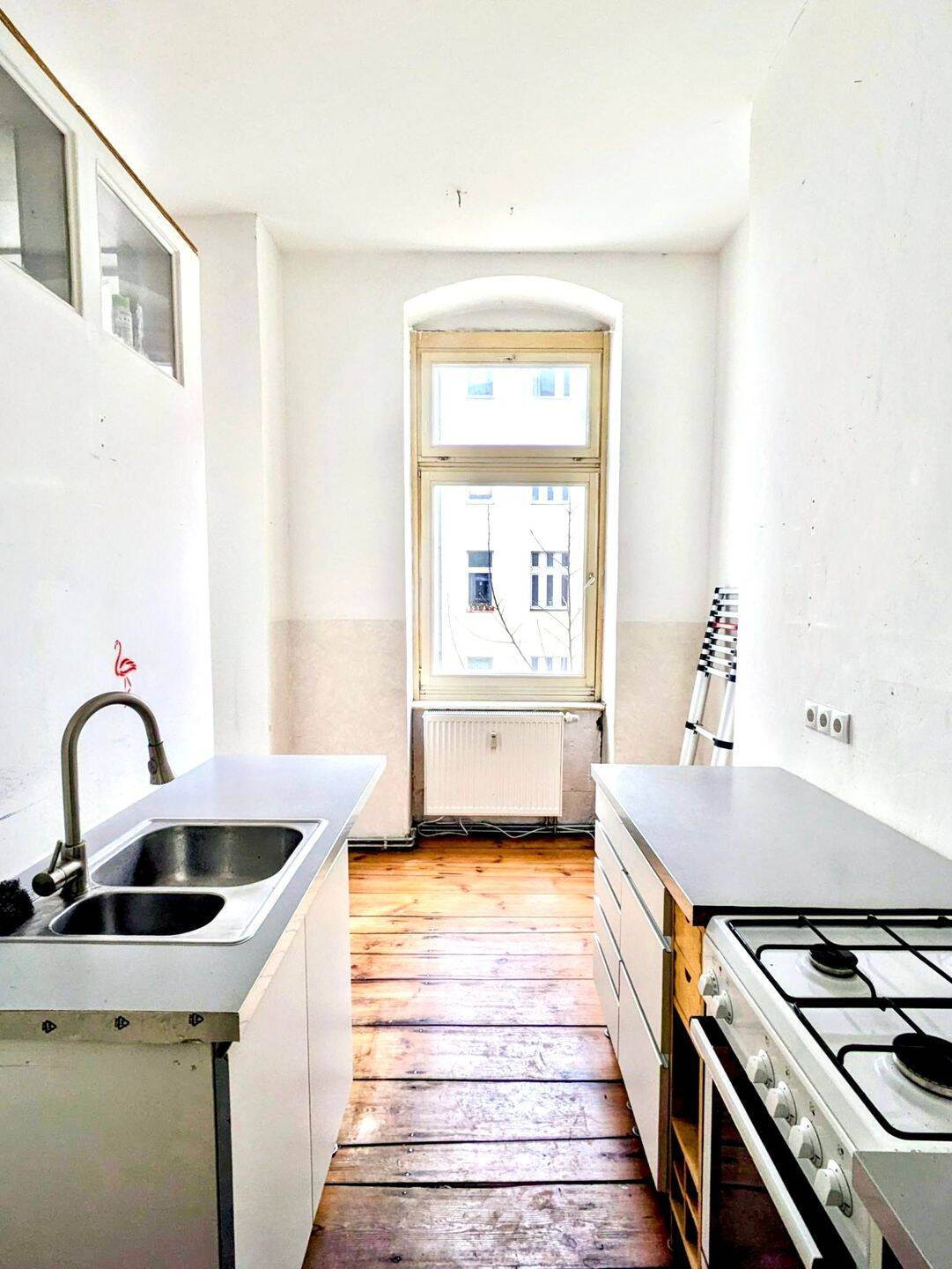 Stilvolle 1-Zimmer-Altbauwohnung im begehrten Schillerkiez nahe Tempelhofer Feld – Berlin – Vorschaubild 4