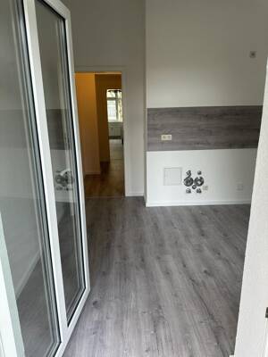 Schöne sonnige 3 Zimmerwohnung wartet auf junges Wohnen – 99085 Erfurt – Vorschaubild 6