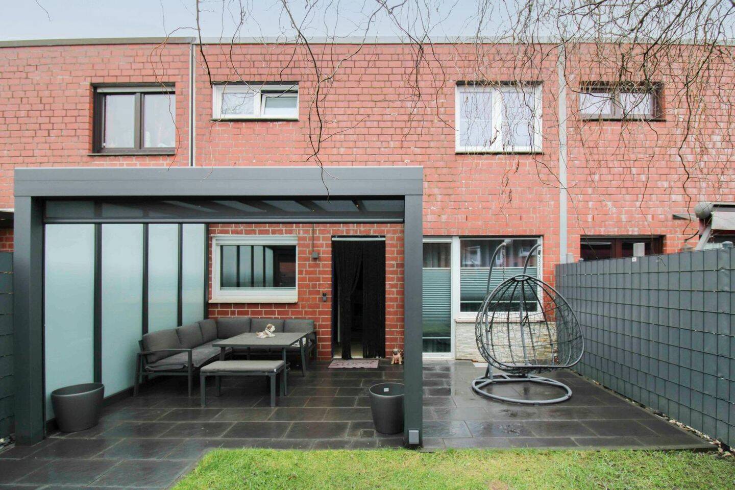 Wohnglück - Gepflegtes Reihenmittelhaus mit Garten, Kamin und Sauna – Dorsten – Bild 1 von 9