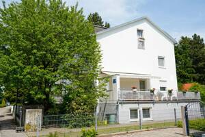 Wohnhaus mit 7 Wohneinheiten, Garten, Terrassen und Balkonen in Bestlage von Feldmoching – 80995 München – Vorschaubild 4