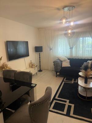 Ab sofort 3-Zimmer Wohnung mit Einbauküche und Möbel am Frankfurt am Main – 65929 Frankfurt am Main – Vorschaubild 6